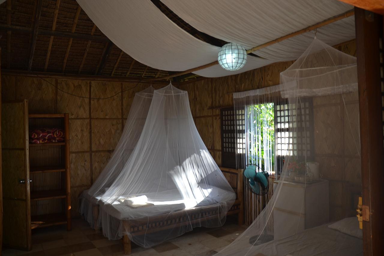 Bamboo Beach Resort ปูแอร์โตกาเลรา ภายนอก รูปภาพ